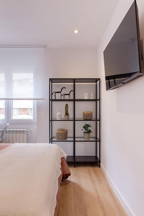 Ah Hostel Room4You Oviedo Vut3026As Bagian luar foto