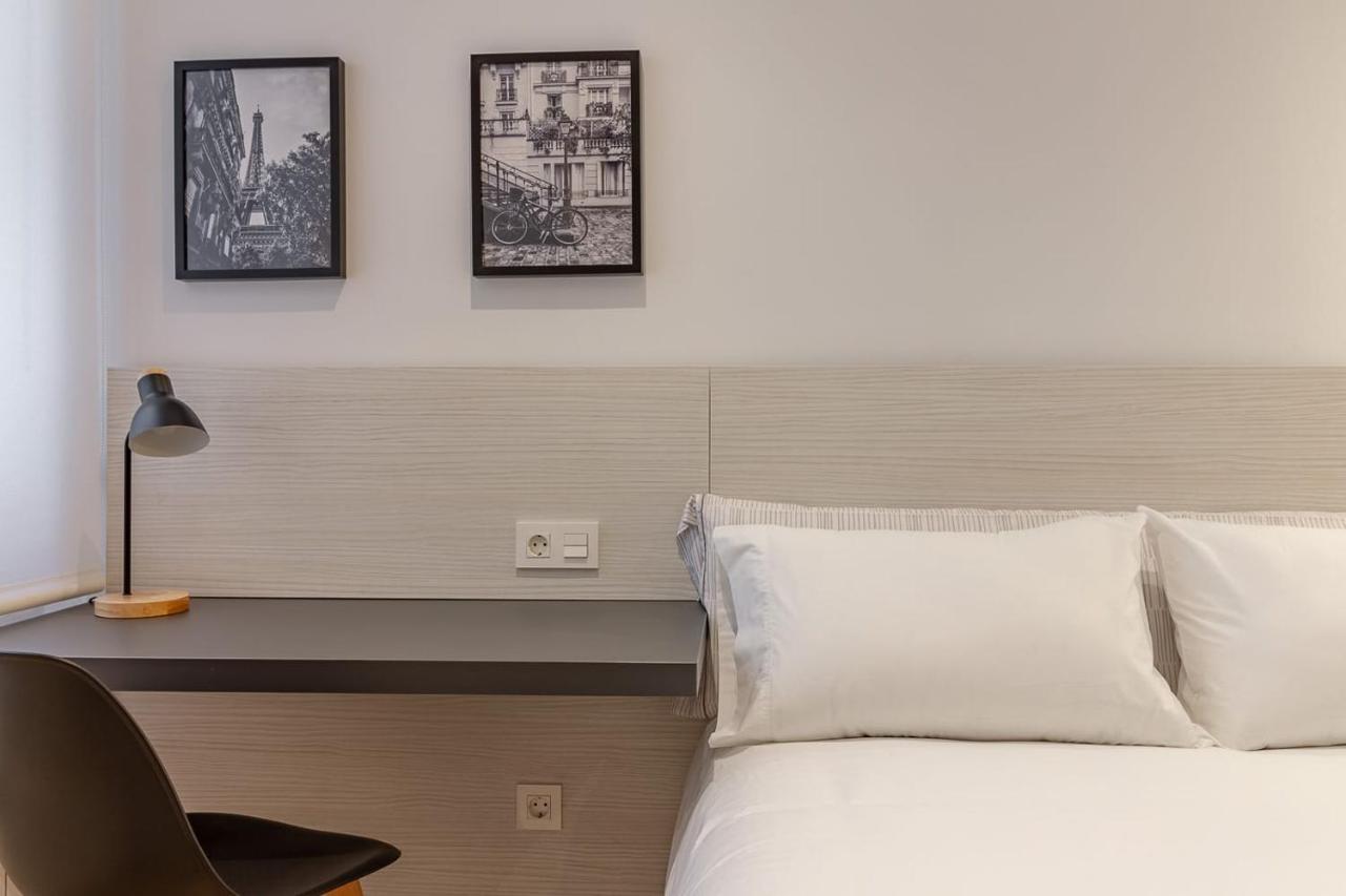 Ah Hostel Room4You Oviedo Vut3026As Bagian luar foto